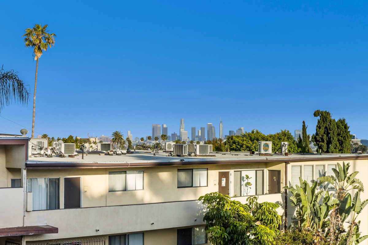 kenihan development, kenihan construction, los angeles, hollywood hills, mid century modern, real estate developer, real estate development, design, modern apartment, luxury apartment